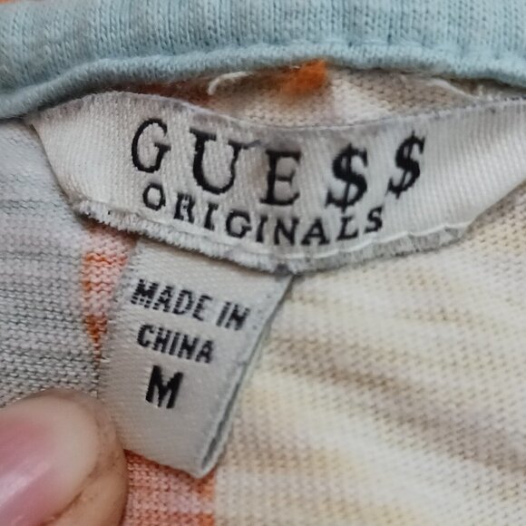 Vintage Guess Originals Embroidered Logo T Shirt - Picture 2 of 7